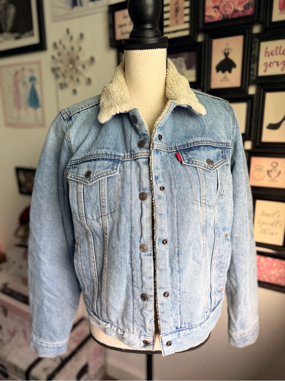 Levi's Light Blue Denim Jacket with Cream Sherpa Collar